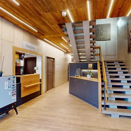 ホテル Am Stadtpark 3*